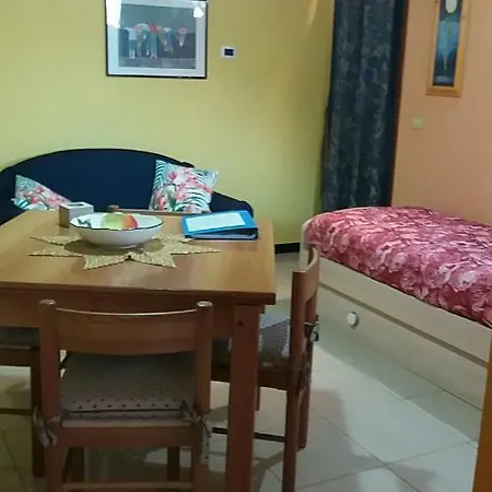 Apartment Casa Vacanze Nonna Gina *